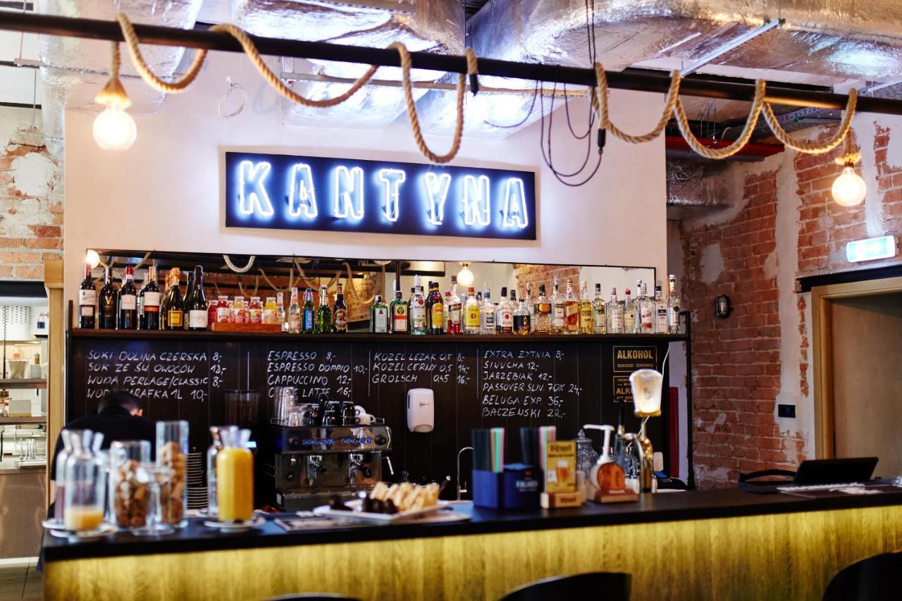 Koszary Arche Hotel Góra Kalwaria エクステリア 写真